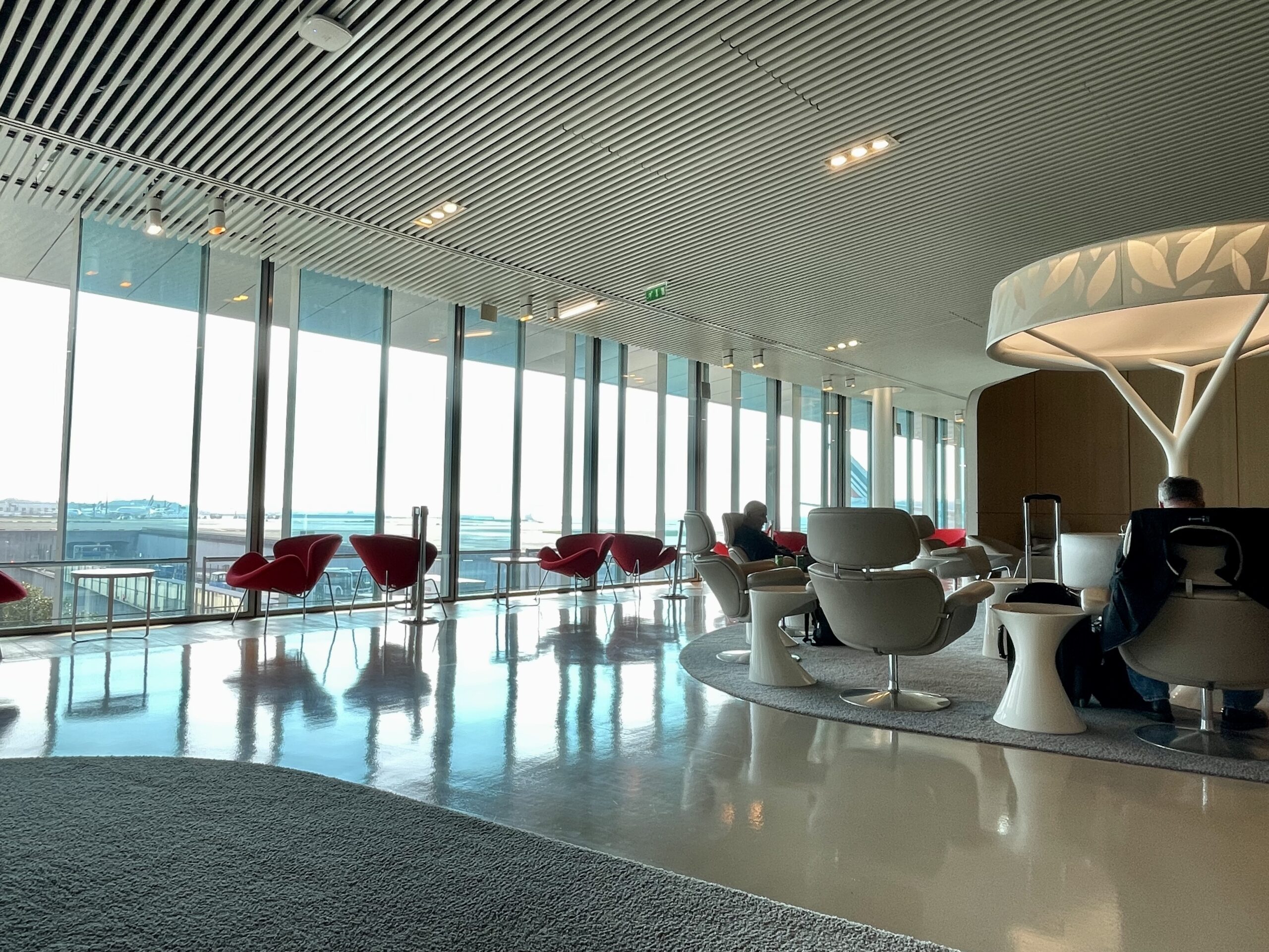 Checking In & Lounge Access